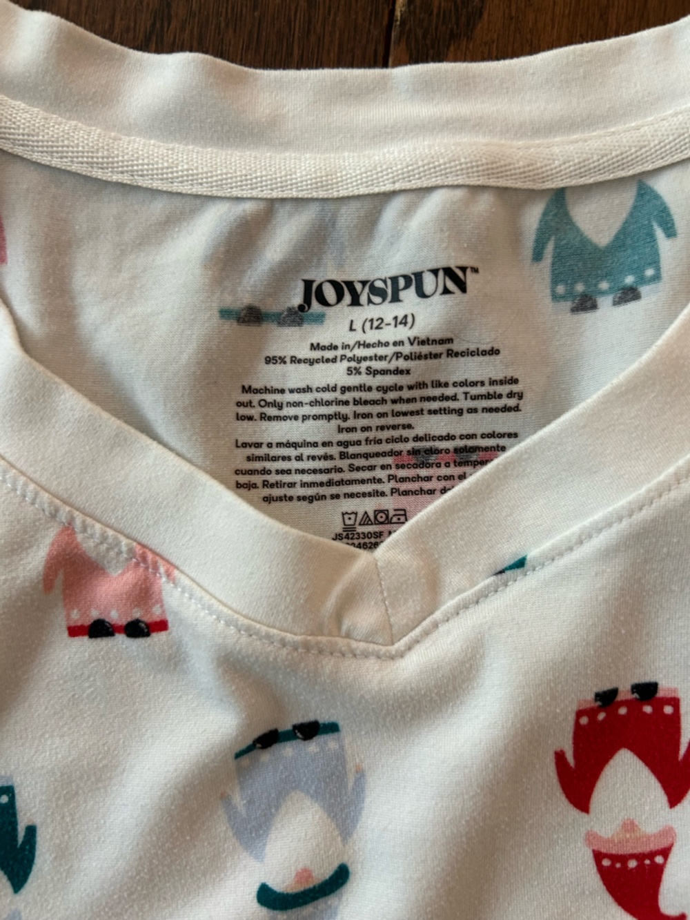 White gnome  Print Pajama Set - Long Sleeve & Jogger Pants - Picture 2 of 2